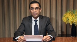Resist polls at any cost: Tarique
