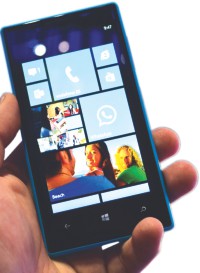 Nokia Lumia 720: A pricey mid-ranger